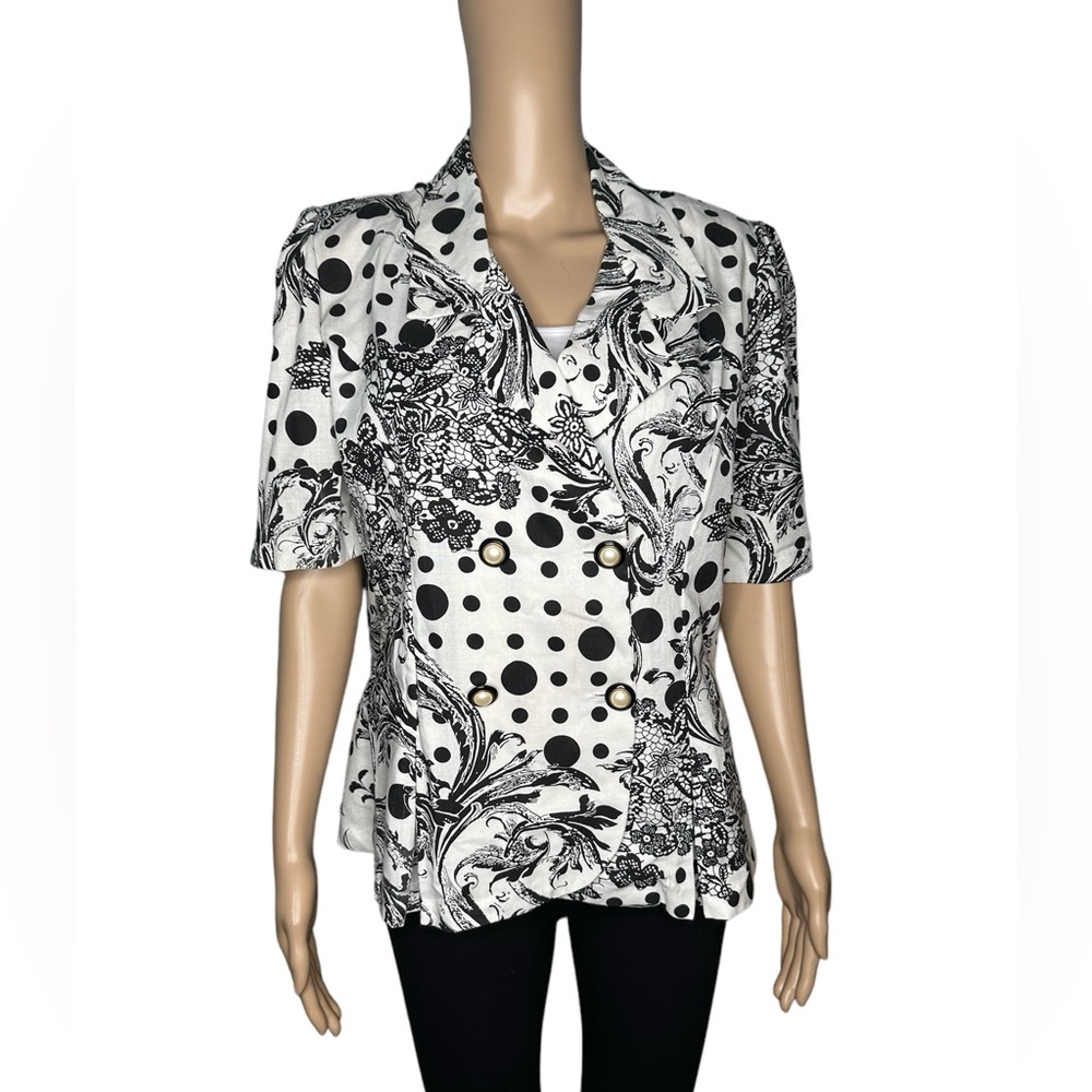 Blair boutique women black and white print short sleeve button up blouse size M